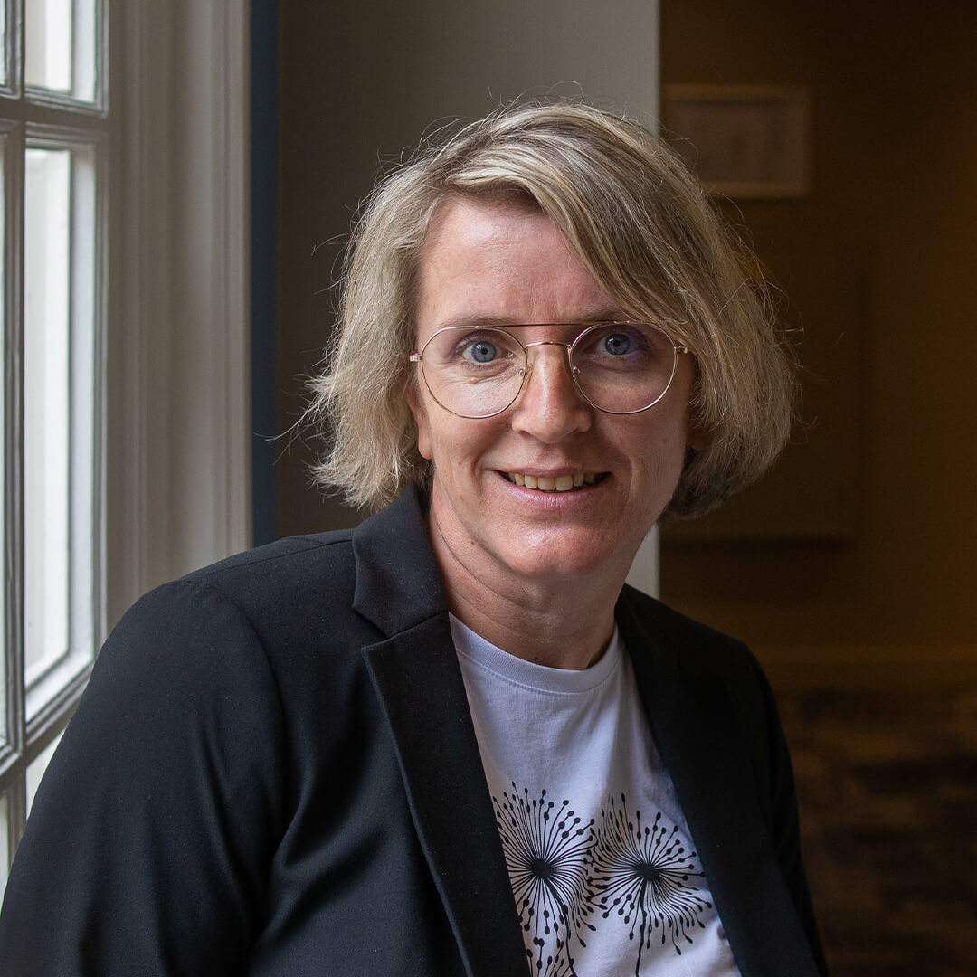 Claire Burgler finance medewerker